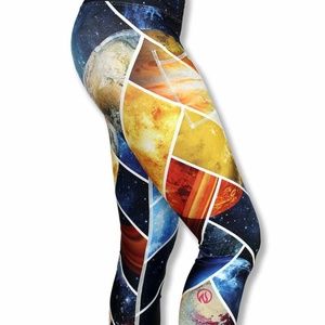 Ink N Burn Universe Capris - EUC